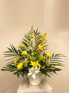 Corbeille de fleurs jaunes